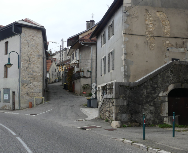 Rue St-Joseph &agrave; Ch&acirc;tillon en Michaille