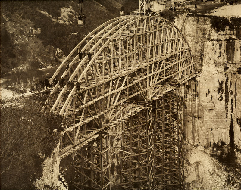 Charpente du moulin des pierres Montanges Confort