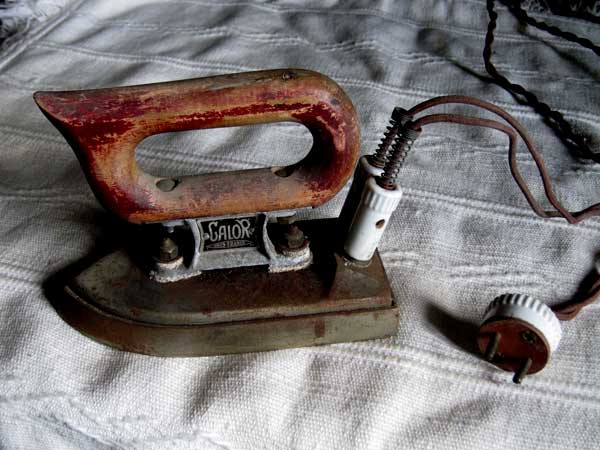 Fer &agrave; repasser &eacute;lecrique Calor