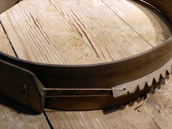 moule ou planche &agrave; comt&eacute;