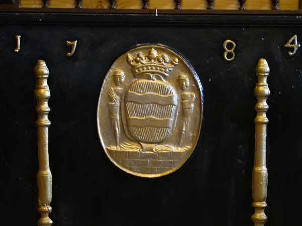 Plaque de chemin&eacute;e