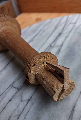 Patère ancienne